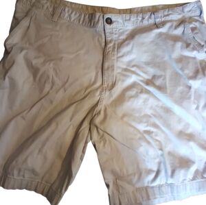 George Men's Light Tan Shorts Size 42 Outdoors Sports Golf Tennis Resortwear